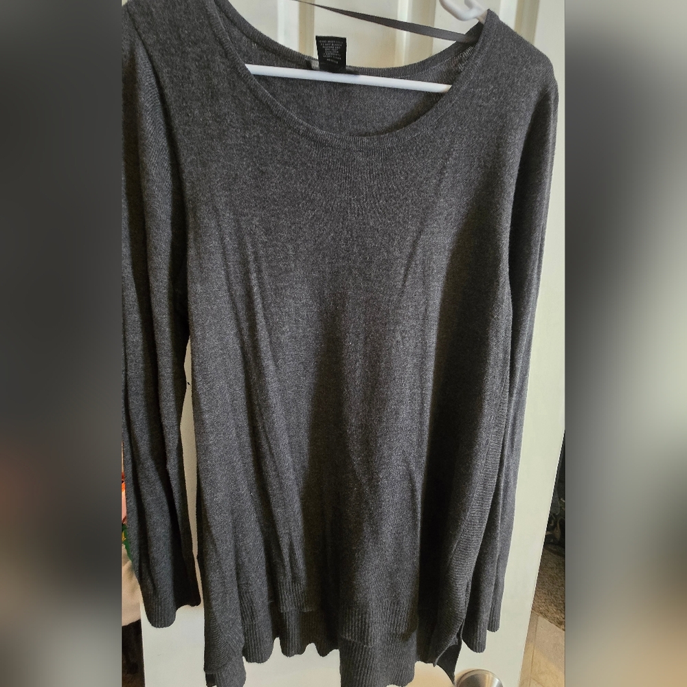 Investments Women's Dark Gray Crewneck Sweater